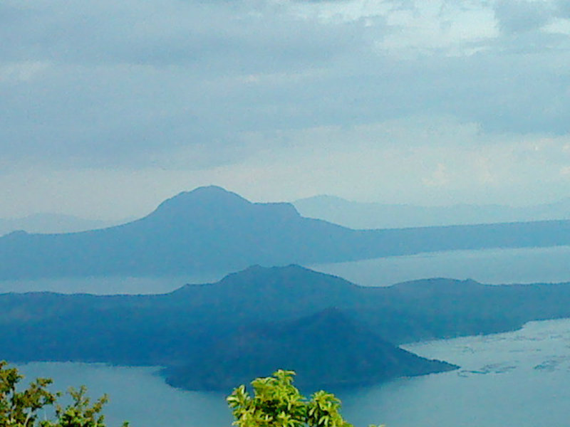 Taal Lake, Tagaytay