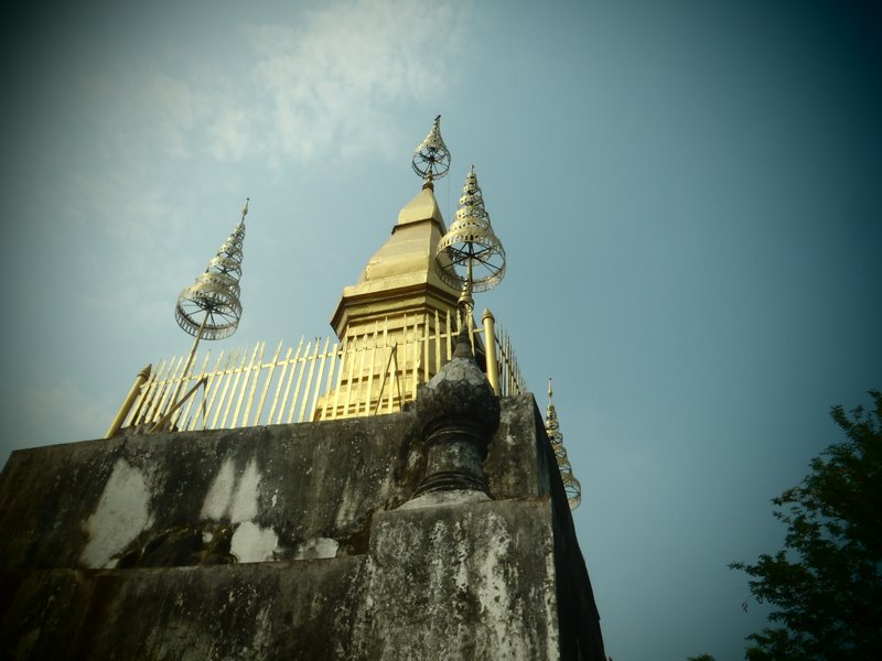 Wat Chom Si Stupa