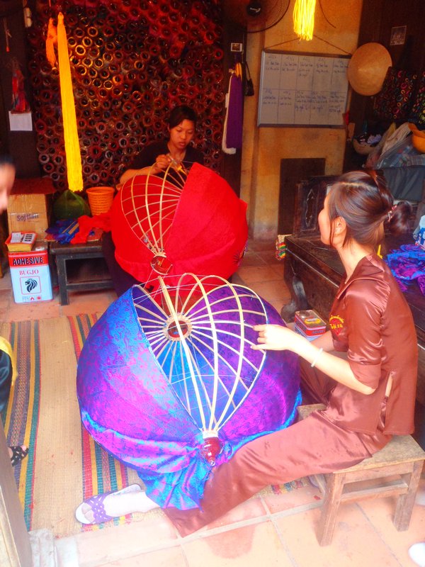 Silk lantern making