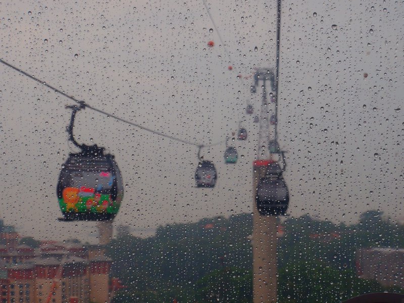Cable car to sentosa island