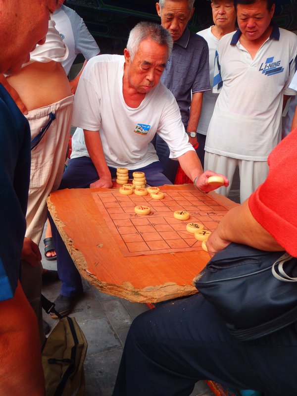 Epic Mah-jong game at Temple of heaven