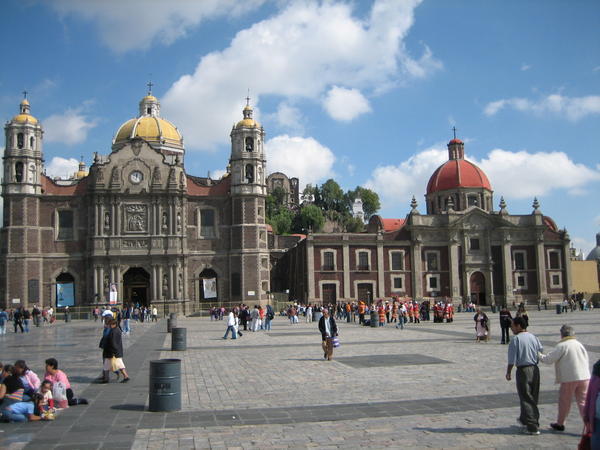 Basilica de GuadalupeChurch of the Virgen Mary of Guadalupe