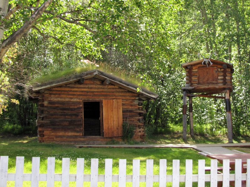 AK6 July16 Jack London's cabin (replica)