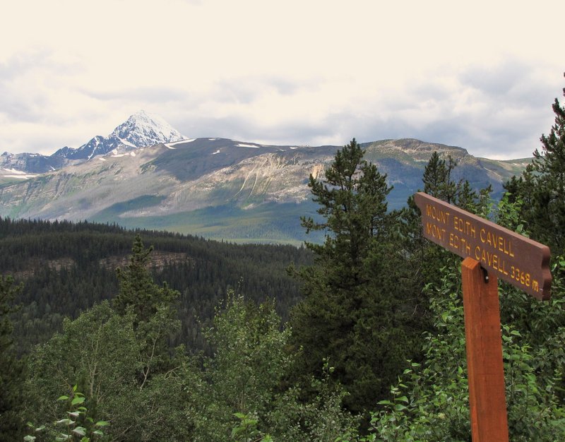 AK2 Aug6 Mount  Edith Cavell