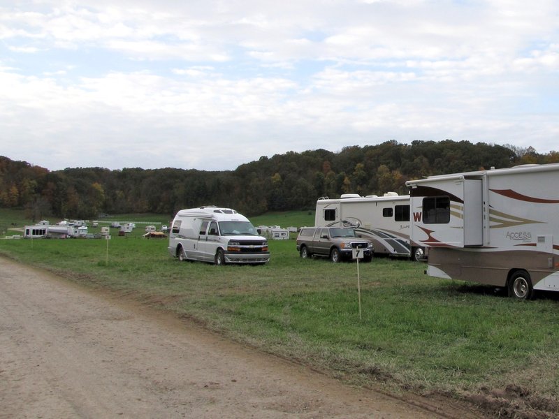 Oct16 2 Rosie II and friends aat campground