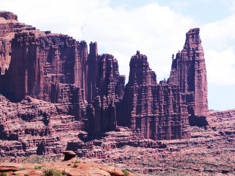 512-75 Fisher Towers