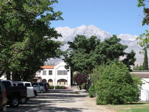 512-186 A view of Mt. Whitney near the Independence Courthouse