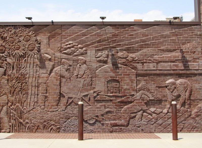612-71 Concordia brick mural panel 2