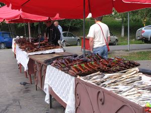 910a-22  Myshkin dried fish part of market