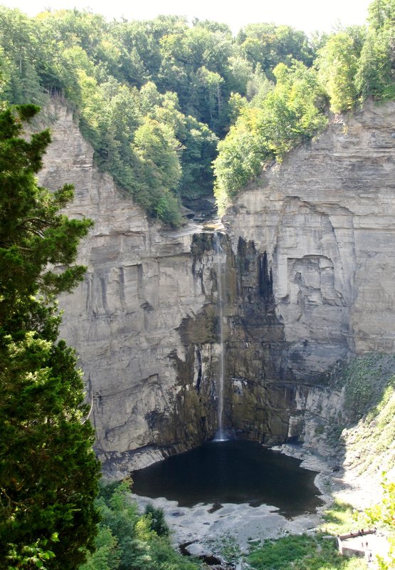 912-102 Drought and late summer effects on Taughannock Falls, NY