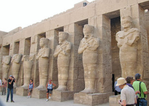 1304-344 Statues of Ramses II as Osiris