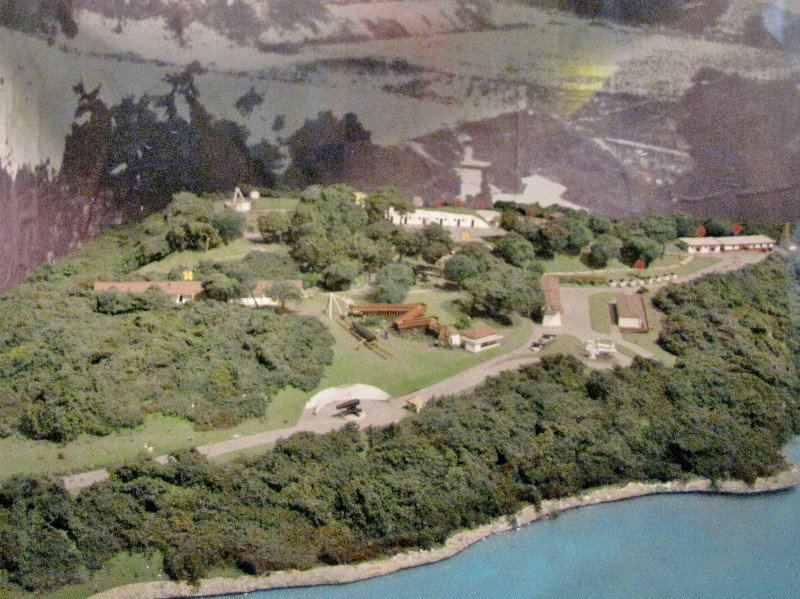 1304-07 Diorama of the Fort