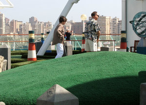 1304-299 Miniature golf (Alexandria in background)