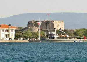 1305-49 A fortress defending the other side of the Dardanelles
