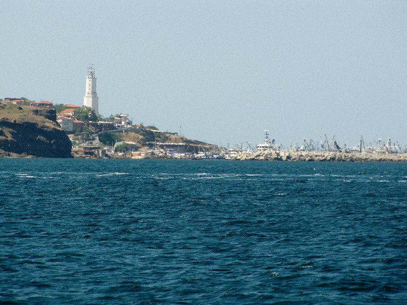1305-487 Black Sea entrance on left with lighthouse and marina