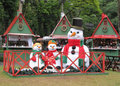 1312-472 The Petropolis Christmas Market and snowmen