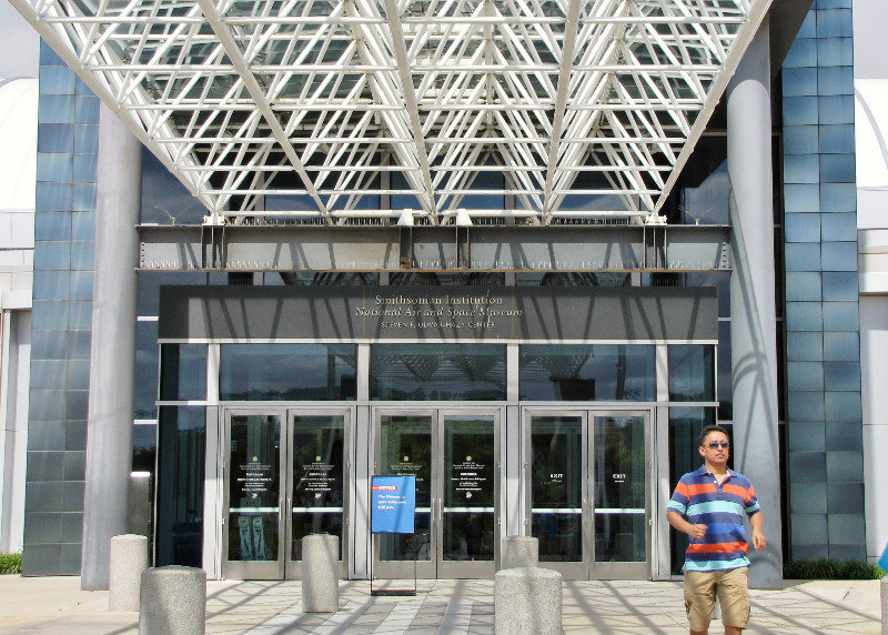 1307-21 Entrance to Steven F. Udvar-Hazy Air and Space Museum (Dulles)