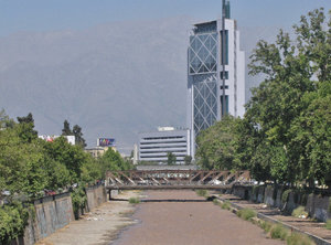1312-559 The Mapocho River and skyscrapers