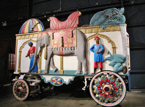 1312-613 Circus Wagon-B