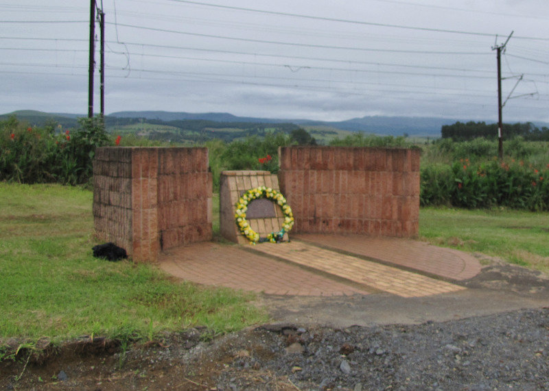 1403-246 Mandela Capture Site memorial