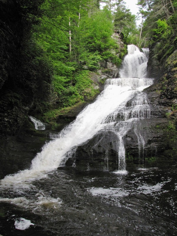 1506-07 Dingman's Creek Falls