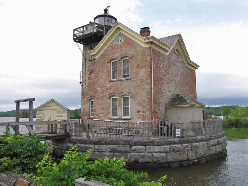 1506-18 Saugerties lighthouse