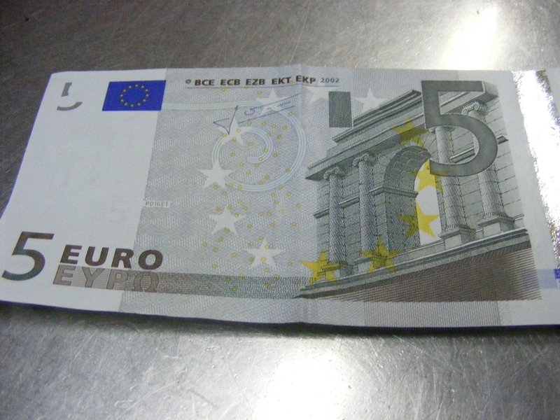 Cinco Euros
