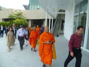 Hong Kong ::Monks on convention - spot James