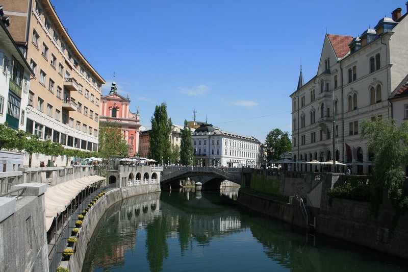 The river towards three bridges