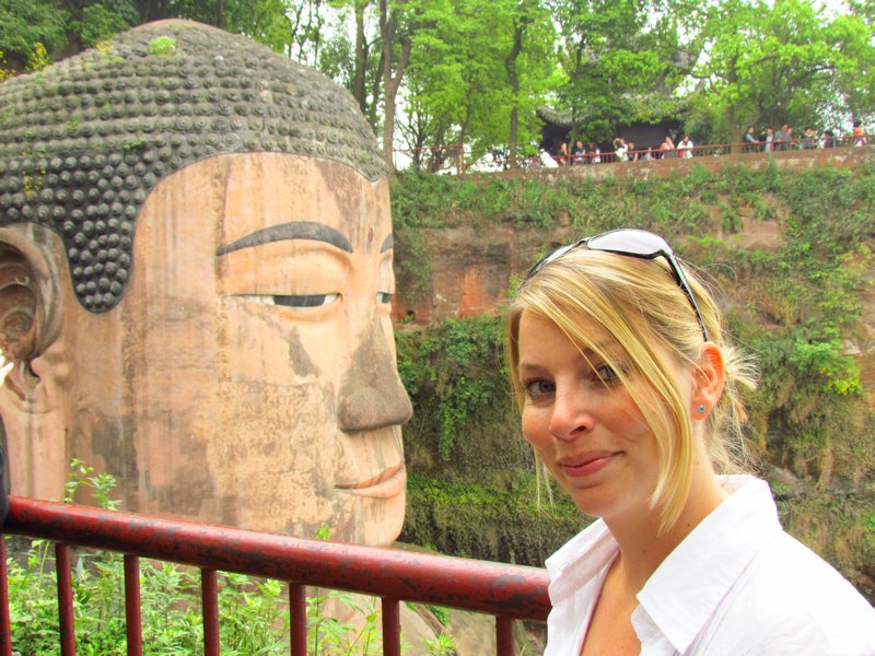 Giant Buddha (Left!)