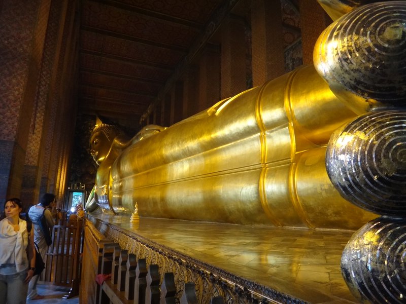 reclining buddha 