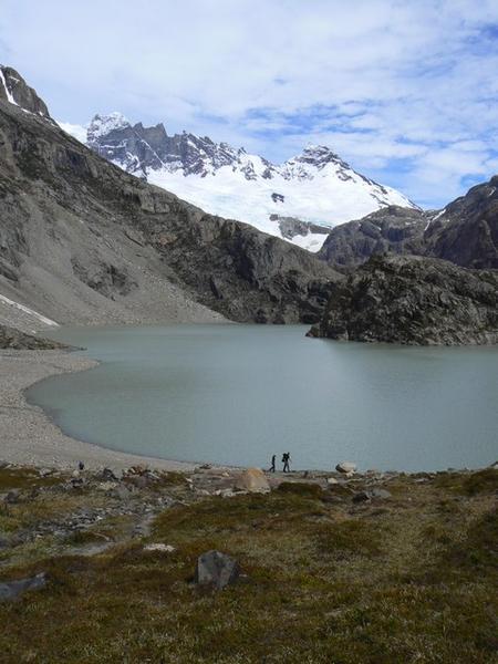 Lago Eléctrico, formed by glacial morraine