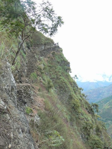 Old Inca road between Santa Maria and Santa Teresa