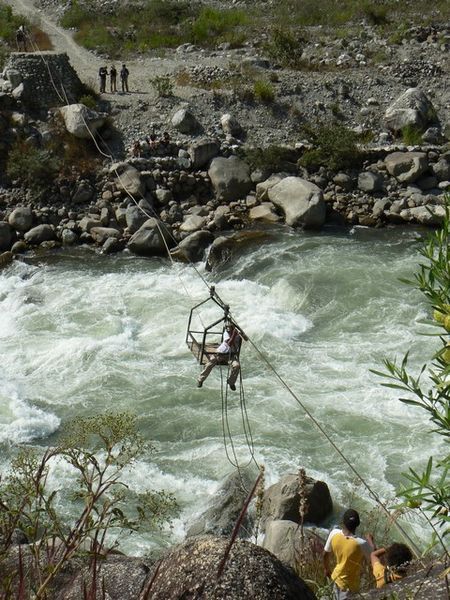 Crossing the Urubamba by cable chair