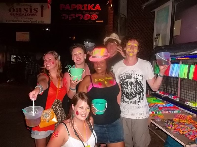 Full moon party time