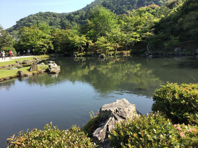 Perfect lake views - Tenryu Ji Garden