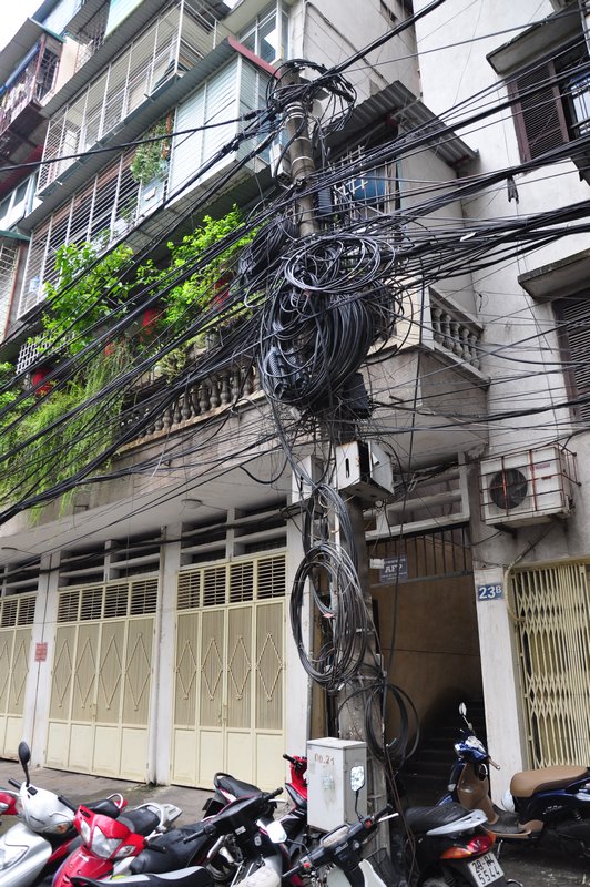 A mess of wires