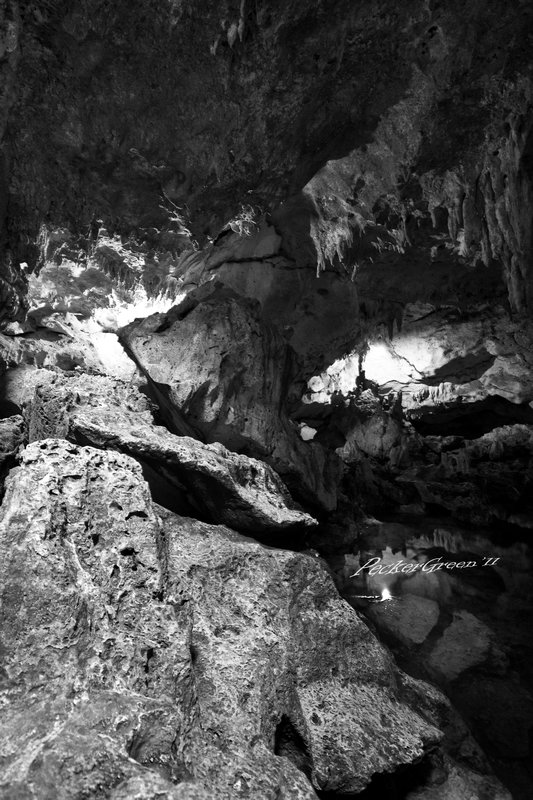 hinagdanan cave
