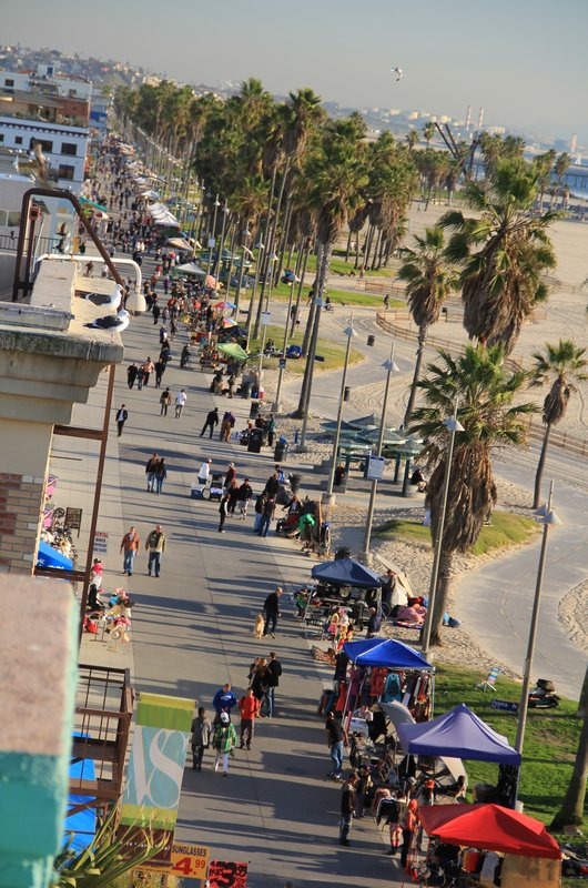 Venice Beach Promenade, LA, 8th Dec 2011