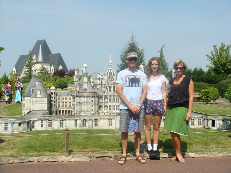 Dad, Me and Mum in front of Chambord