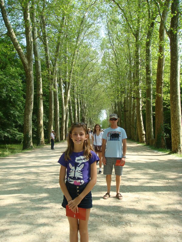 Sophia, Dad and me on the path that led to Chenonceau