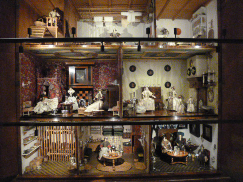 a dolls house rijks museum