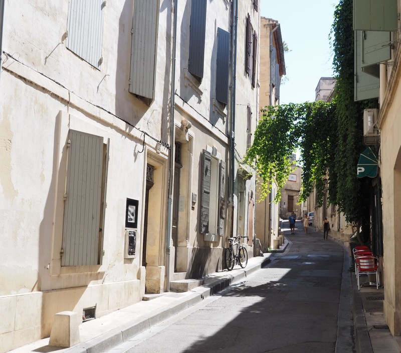 street old city Arles