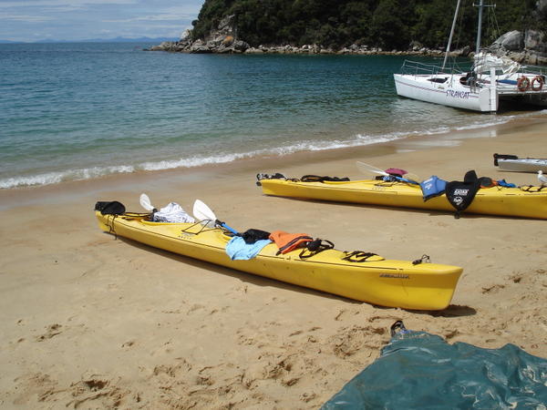 Kayak around Abel Tasman