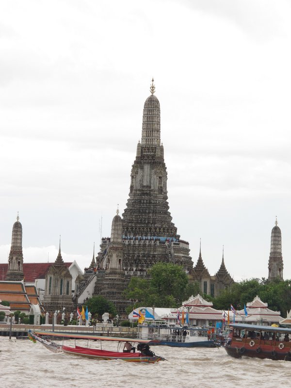 One of the million temples in Bangkok
