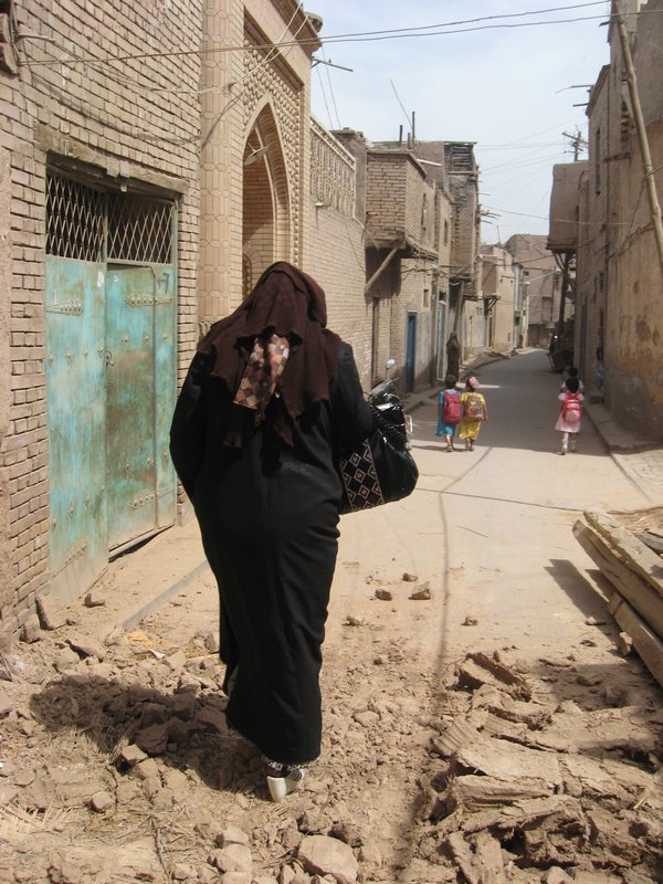 woman in Kashgar hijab