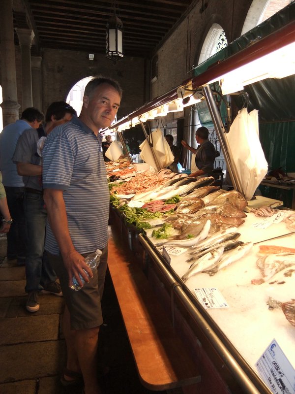 busy Fish Market