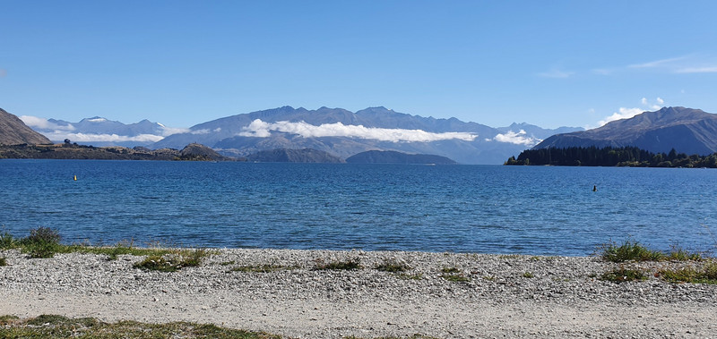 Lake Wanaka with Alps in the distance