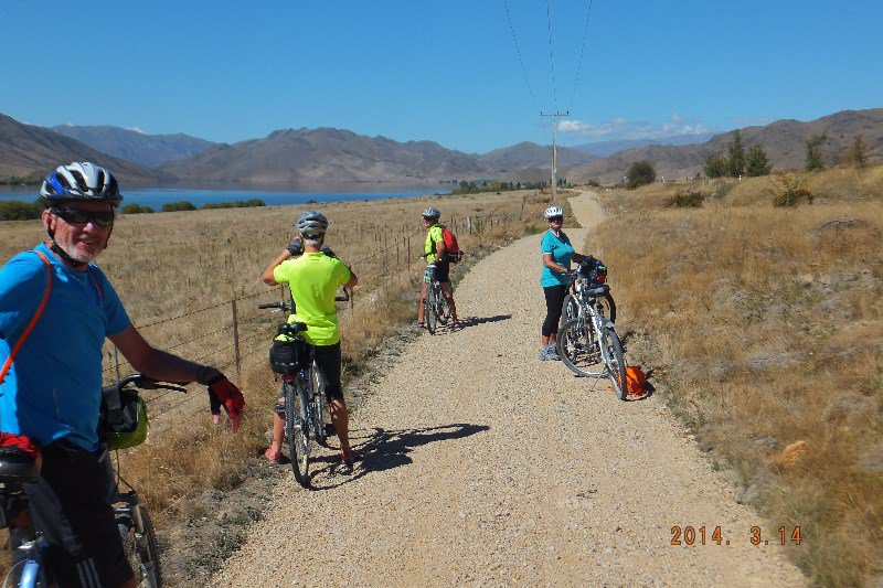 The completed bike trail along Lake Benmore