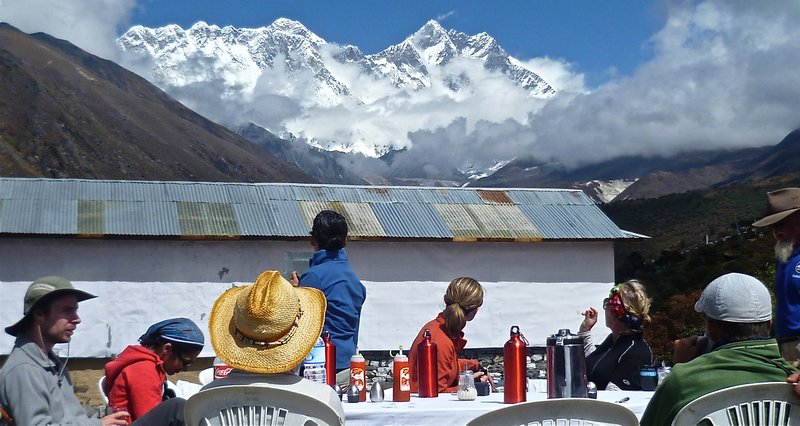 Everest Lunch Stop